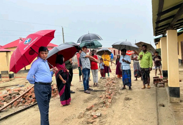 সুনামগঞ্জে মুজিববর্ষের ঘর পরিদর্শনে ডিসি