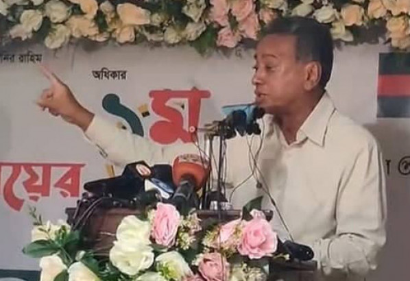 স্পষ্টভাবে বলে দিয়েছি এই সরকারের অধীনে নির্বাচনে যাব না : আমীর খসরু