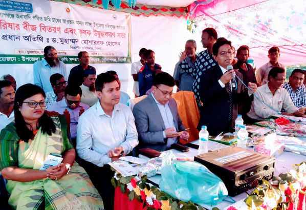 সরকার কৃষকদের সব ধরণের সুবিধা দিচ্ছে: মোশাররফ হোসেন