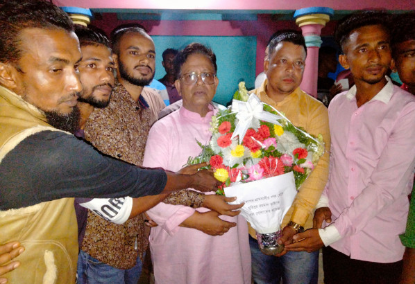 দলমতের উর্ধে থেকে একটি মডেল পৌর শহর গড়তে চাই : নবনির্বাচিত মেয়র মুহিবুর রহমান