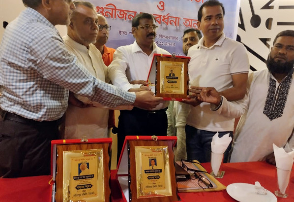 তাহিরপুর সমিতি সিলেটের উদ্যোগে গুনীজন সংবর্ধনা