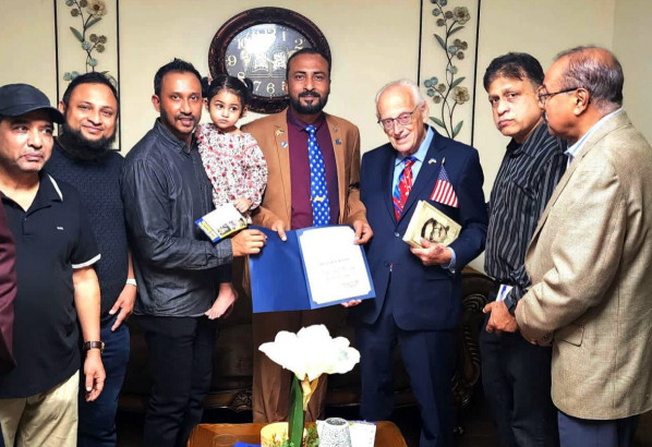 কানাইঘাট প্রেসক্লাবের সভাপতি বুলবুলকে পেটারসন সিটির কাউন্সিলম্যান এট লার্জের সম্মাননা প্রদান