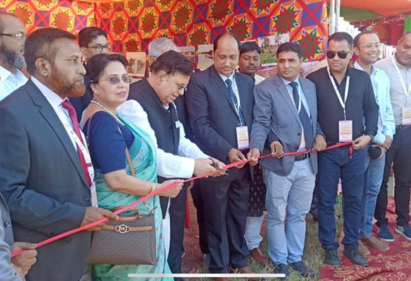 একটি ছবি হাজার কথা বলে : পররাষ্ট্রমন্ত্রী ড.একে এম আব্দুল মোমেন