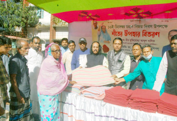 নগরীর কাজলশাহ এলাকায় গ্রেটার সিলেট ফ্রেন্ডস ক্লাব ইউকের শীতবস্ত্র বিতরণ