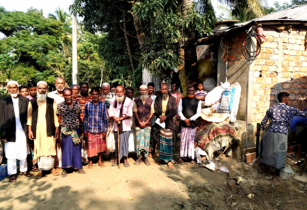 জগন্নাথপুরে রাস্তা রক্ষার দাবিতে গ্রামবাসীর প্রতিবাদ