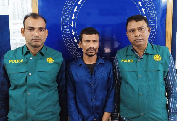 ১৯৫ পিস ইয়াবা ট্যাবলেটসহ মাদক ব্যবসায়ী গ্রেফতার