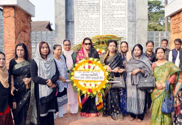 শহীদ বুদ্ধিজীবী দিবসে সিলেট জেলা মহিলা আওয়ামী লীগের শ্রদ্ধাঞ্জলি অর্পণ