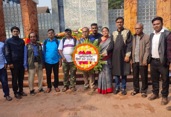 শহীদ বুদ্ধিজীবী দিবসে সিলেট জেলা প্রেসক্লাবের শ্রদ্ধাঞ্জলি অর্পন