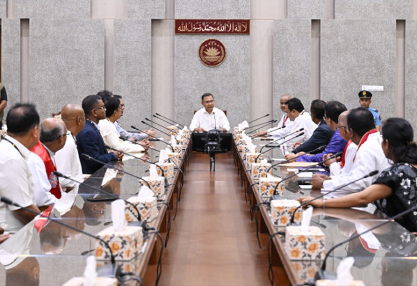 ‘বেটার’ বাংলাদেশ বিনির্মাণে ঐক্যবদ্ধভাবে কাজ করার আহ্বান প্রধানমন্ত্রীর