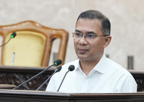 কোনো রাজনৈতিক দলের সদস্য হবেন না: খেলোয়াড়দের প্রতি আহ্বান প্রধানমন্ত্রীর