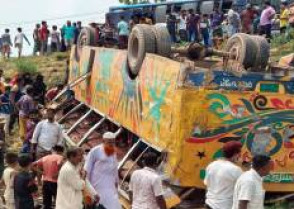সিলেট-ঢাকা মহাসড়কে দুর্ঘটনায় নারী ও শিশুসহ নিহত ৪