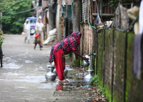 চাহিদার অর্ধেক সরবরাহ, নগরীতে তীব্র পানি সংকট